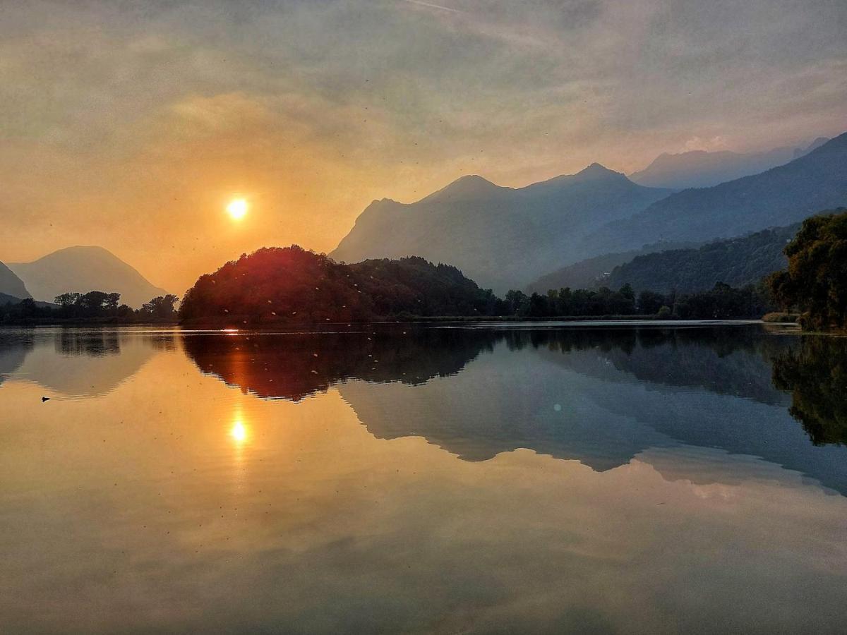 Villaggio Turistico Il Lago Dorato Carlazzo Dış mekan fotoğraf