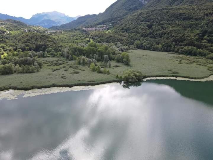 Villaggio Turistico Il Lago Dorato Carlazzo Dış mekan fotoğraf