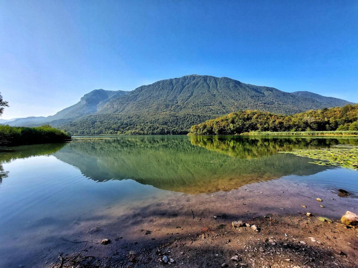 Villaggio Turistico Il Lago Dorato Carlazzo Dış mekan fotoğraf